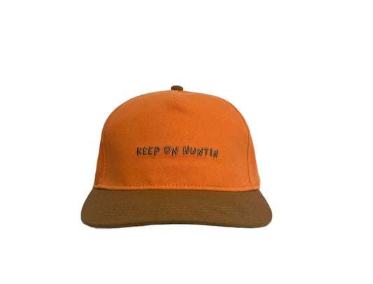 KEEP ON HUNTIN CLASSIC SNAPBACK HAT